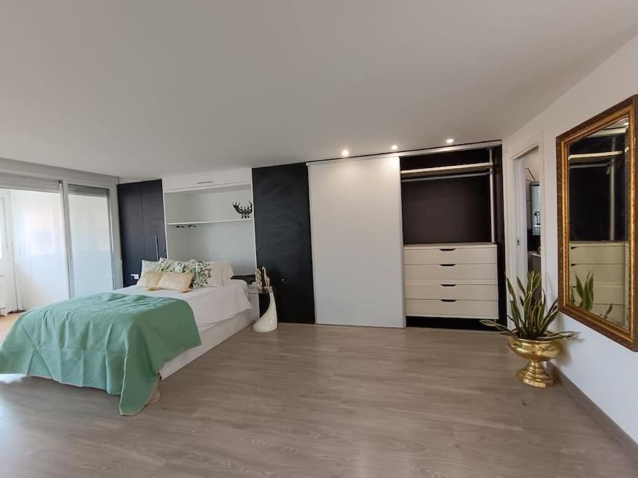 Spacious Studio By The University San Vicente Raspeig Ngoại thất bức ảnh